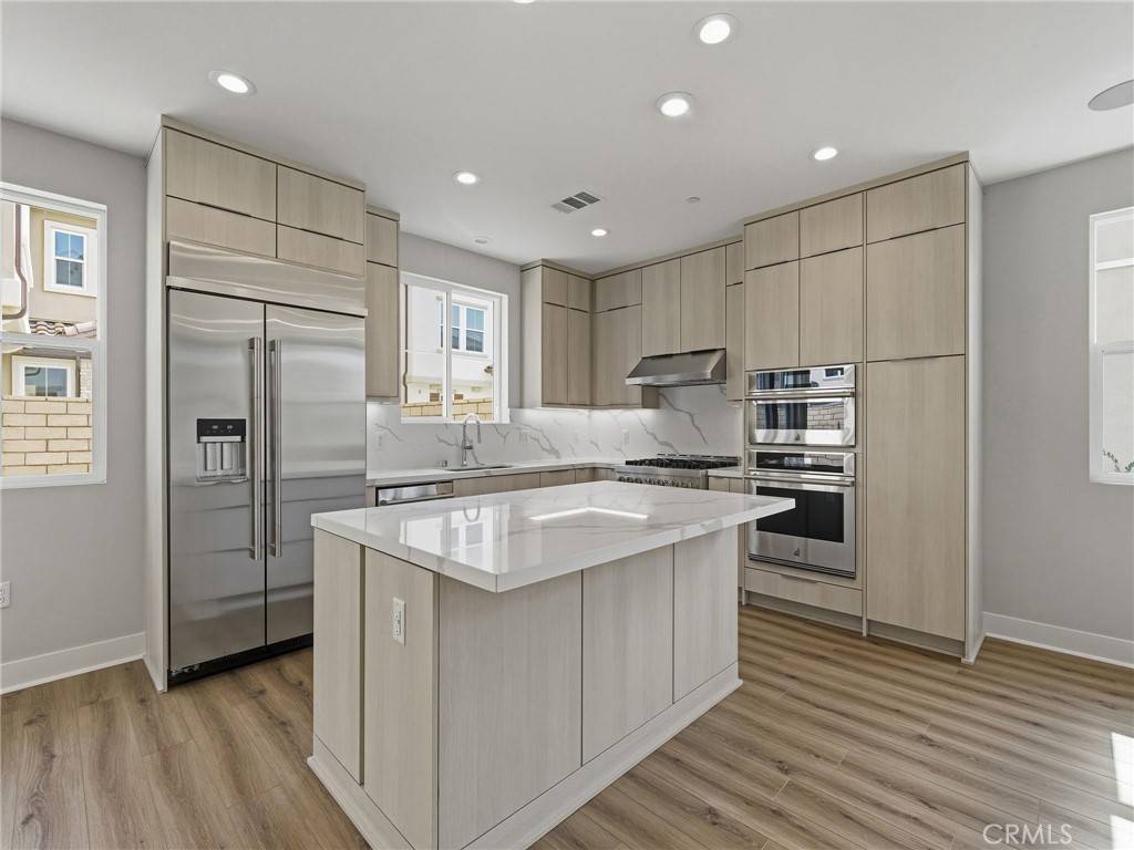 Placentia, CA 92870,645 Patten AVE