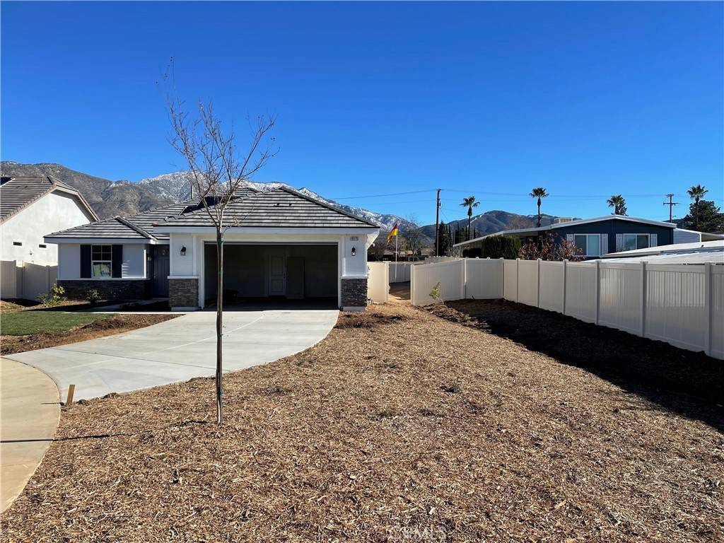 Yucaipa, CA 92399,10771 Stacy CIR