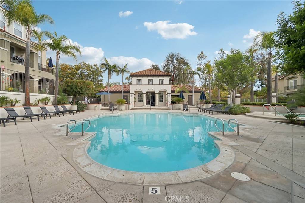 Rancho Santa Margarita, CA 92688,33 Via Pamplona