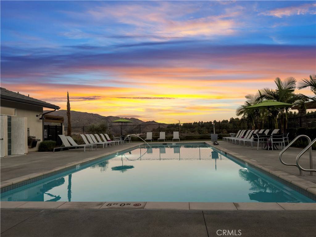 Corona, CA 92883,24283 Juni CT