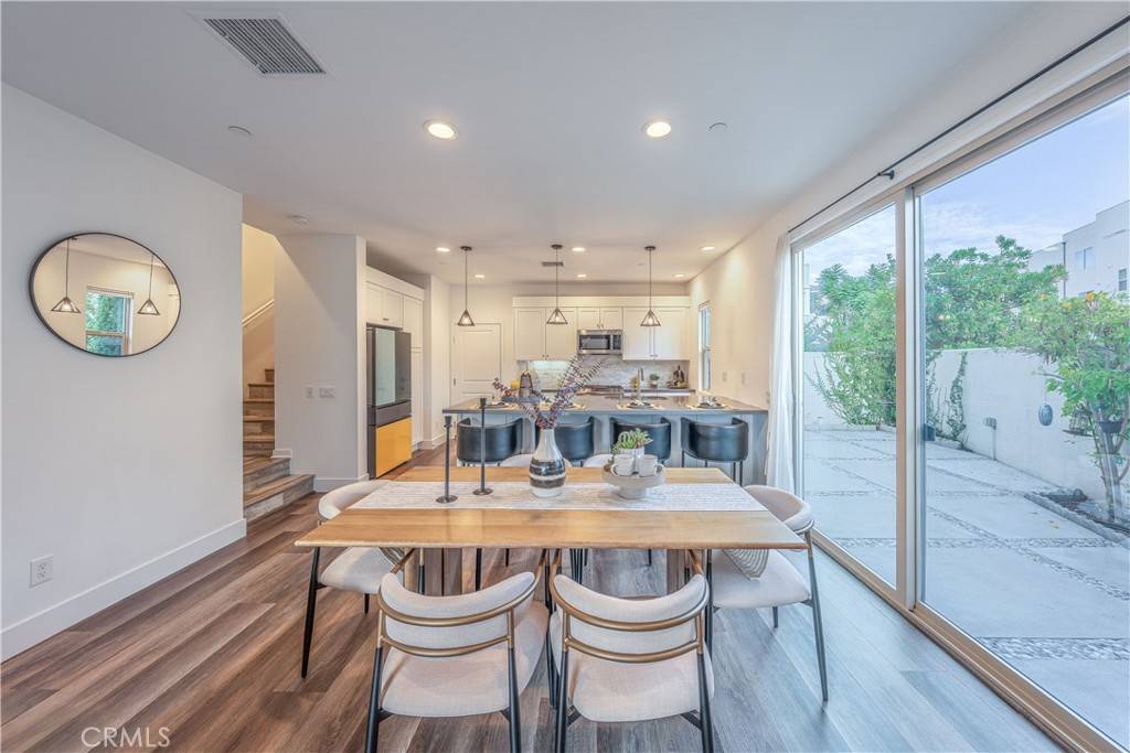 Irvine, CA 92618,177 Frame