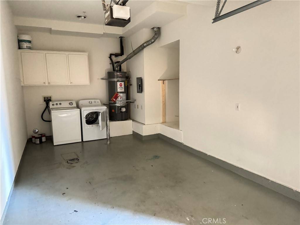 Tustin, CA 92782,2701 Dunstan DR