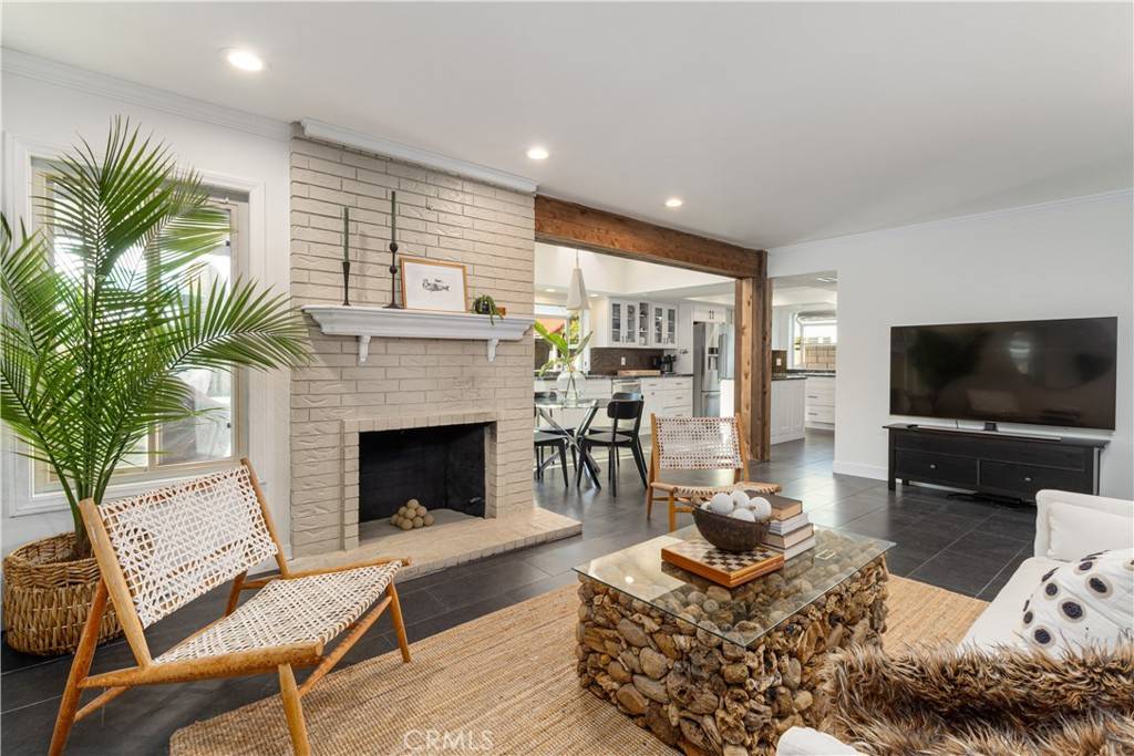 Lake Forest, CA 92630,22911 Plainview