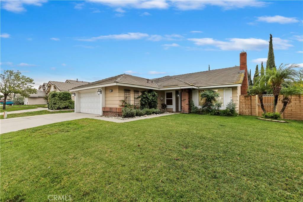 Fontana, CA 92336,15101 Begonia DR