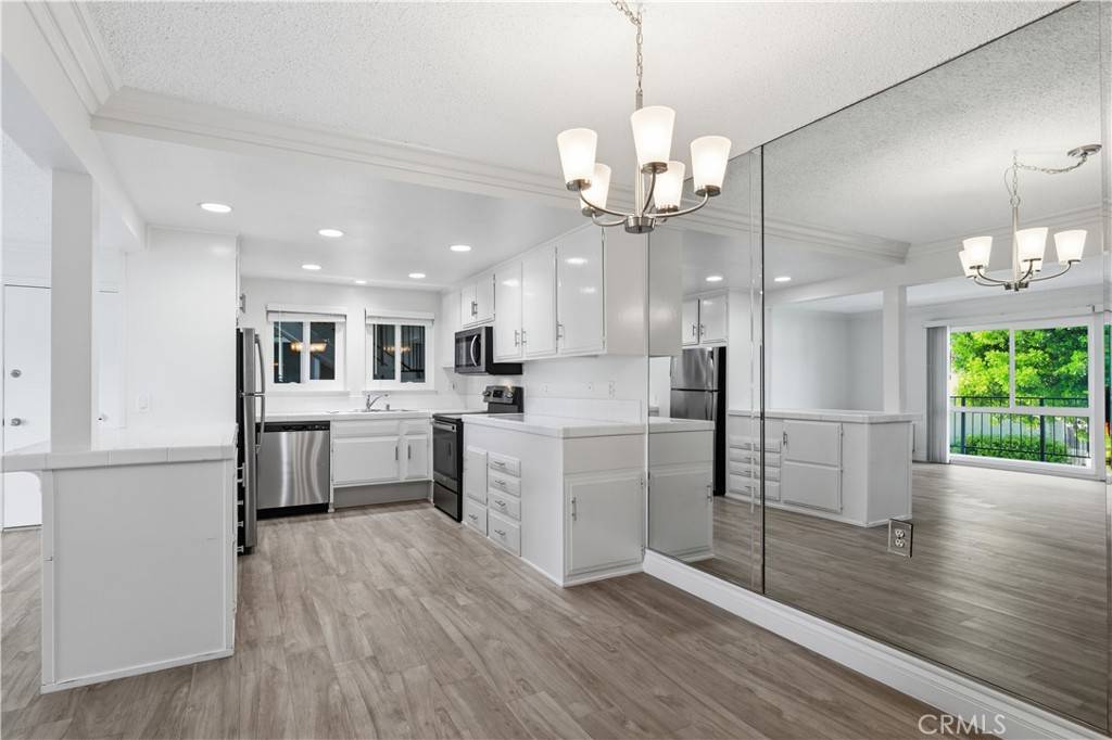 Laguna Woods, CA 92637,2266 Via Puerta #A