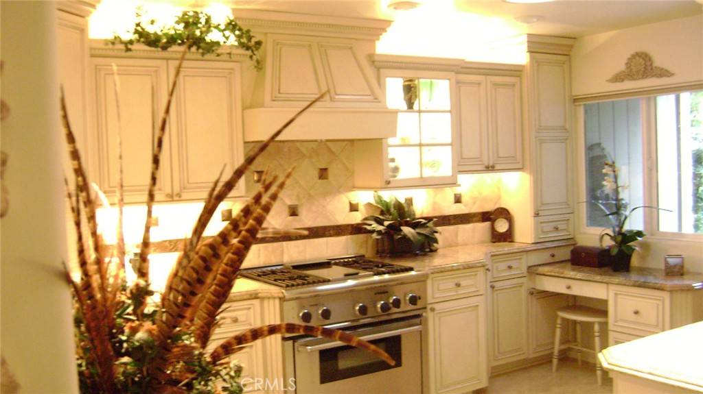 Huntington Beach, CA 92649,16184 Bimini