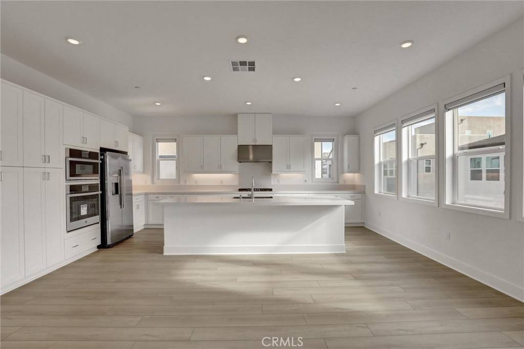 Irvine, CA 92618,134 Proctor