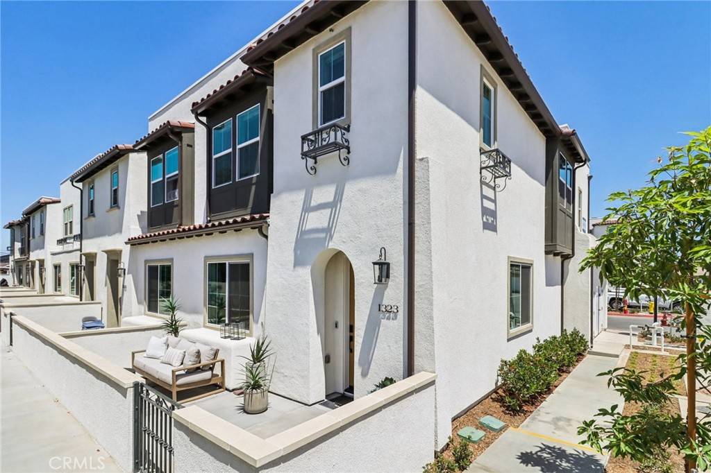 El Cajon, CA 92019,1329 Cantada CT