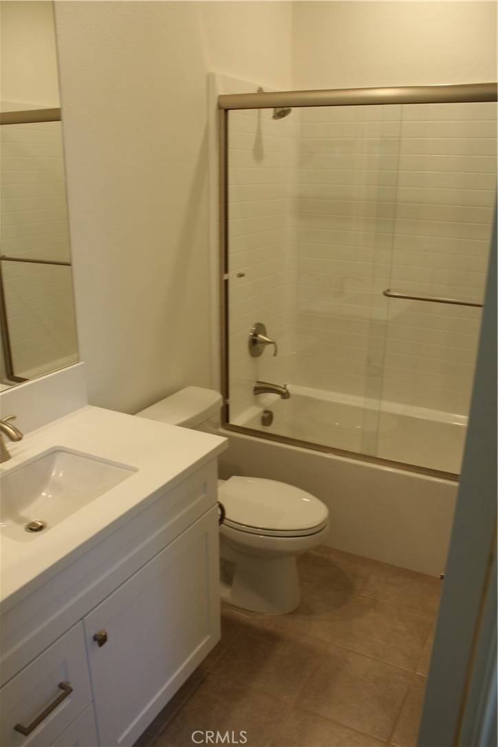 Yorba Linda, CA 92886,18373 Iris LN