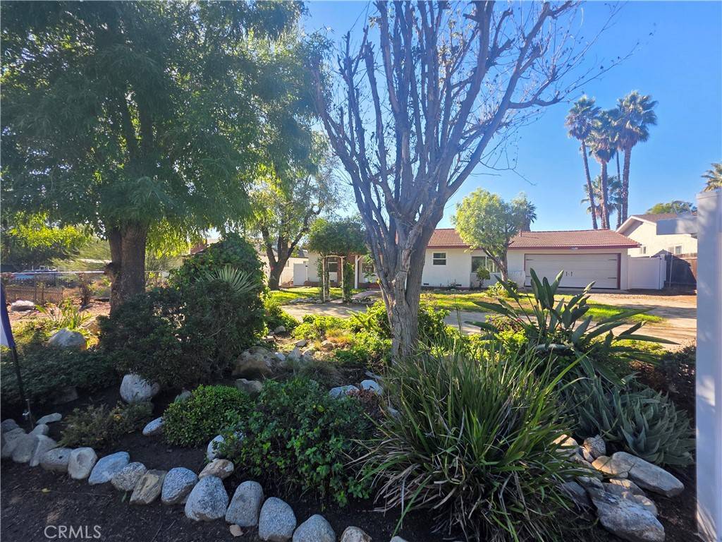 Norco, CA 92860,4240 Sierra AVE