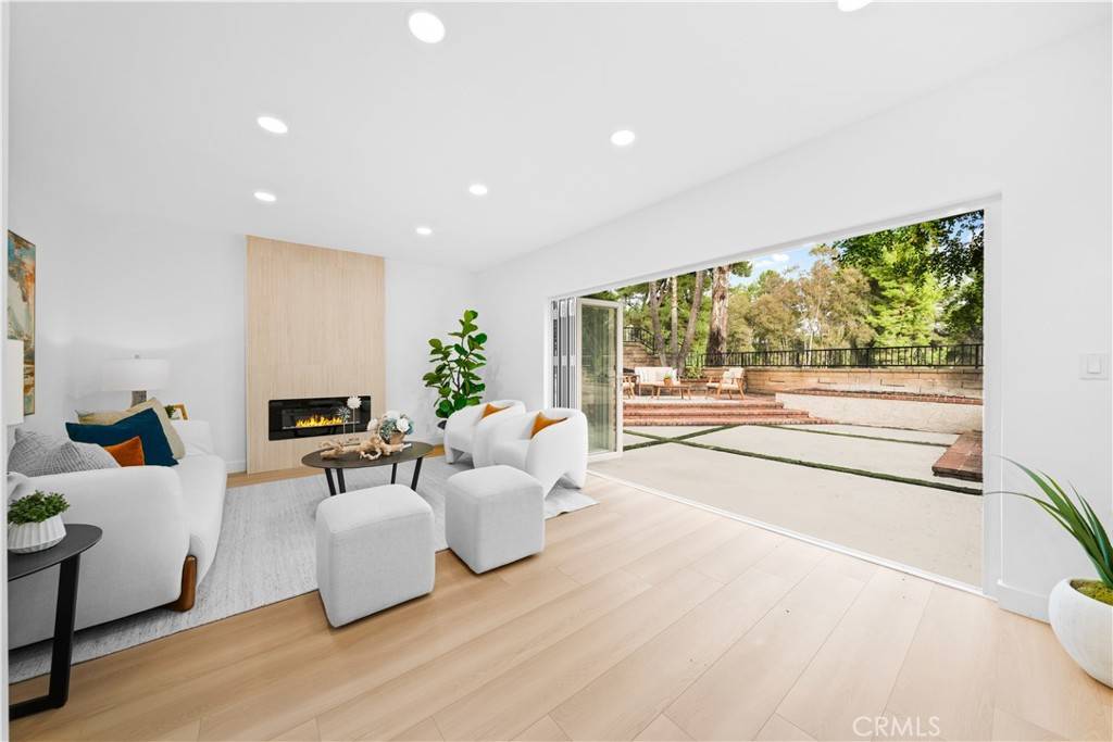 Mission Viejo, CA 92691,27662 Esla