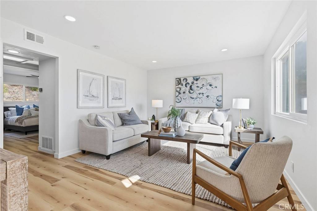 Oceanside, CA 92056,3648 Mira Pacific