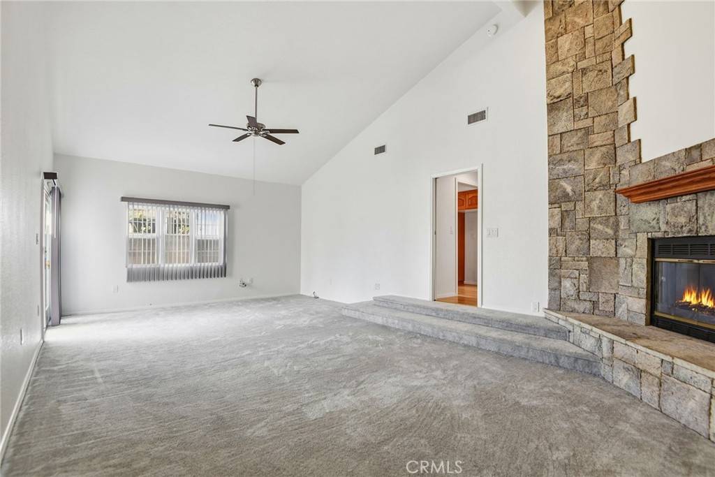 Lakewood, CA 90713,4703 Palo Verde Ave