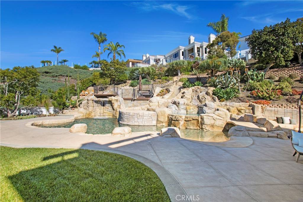 Laguna Niguel, CA 92677,2 Moss Landing