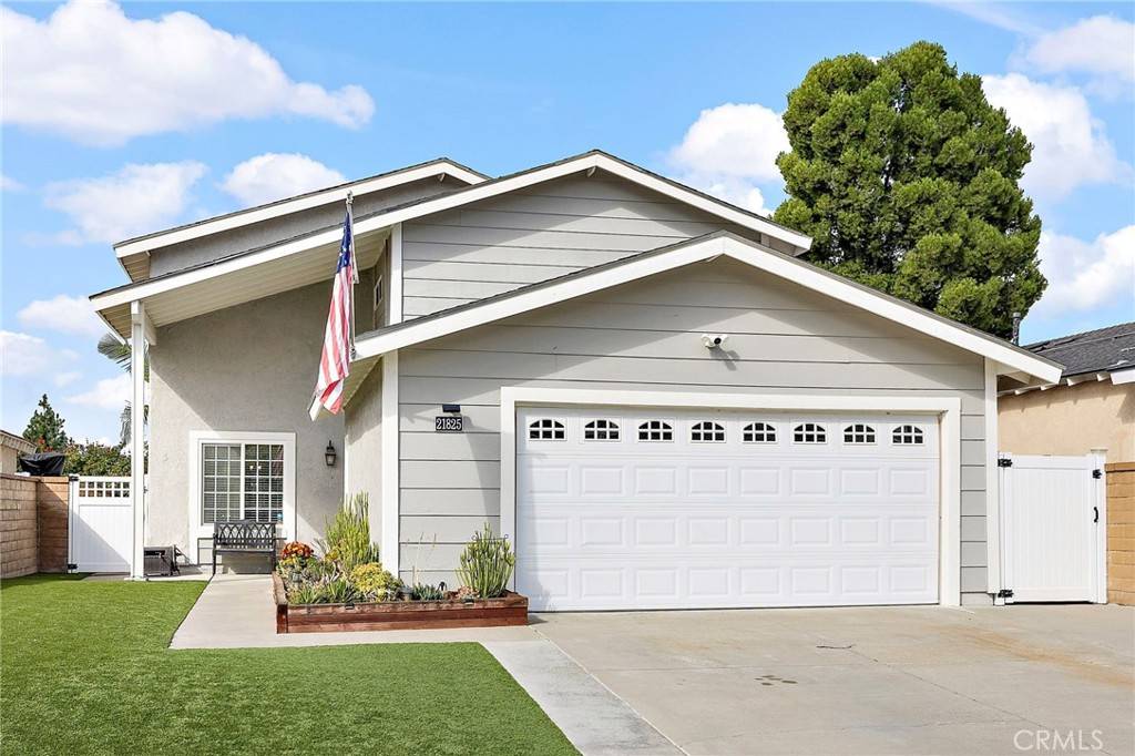 Mission Viejo, CA 92691,21825 Calabaza