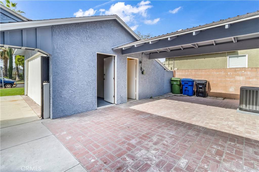 Northridge, CA 91325,8308 Zelzah