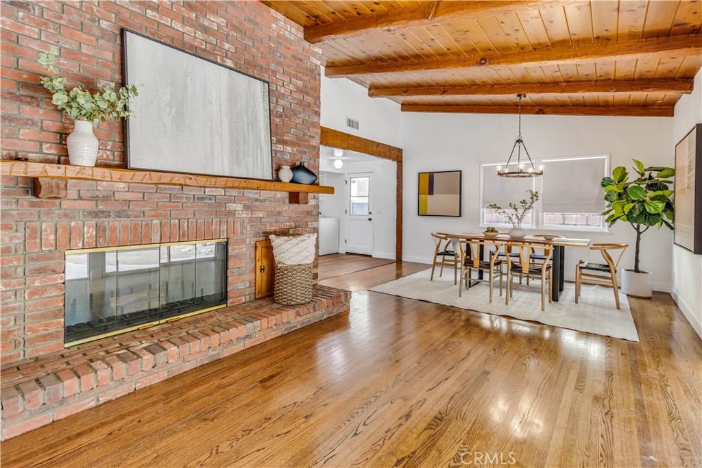 Northridge, CA 91325,8308 Zelzah