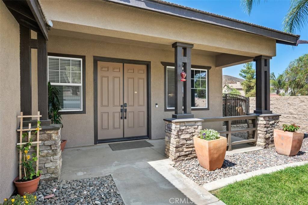 Perris, CA 92570,185 Alabaster