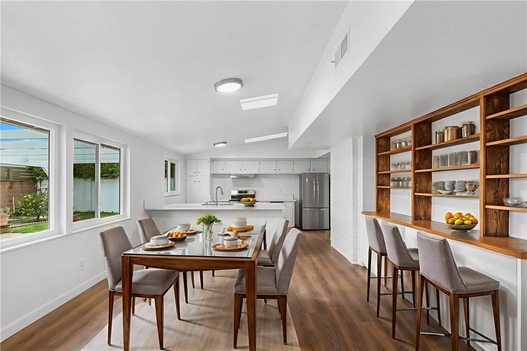 Costa Mesa, CA 92626,2371 Rutgers