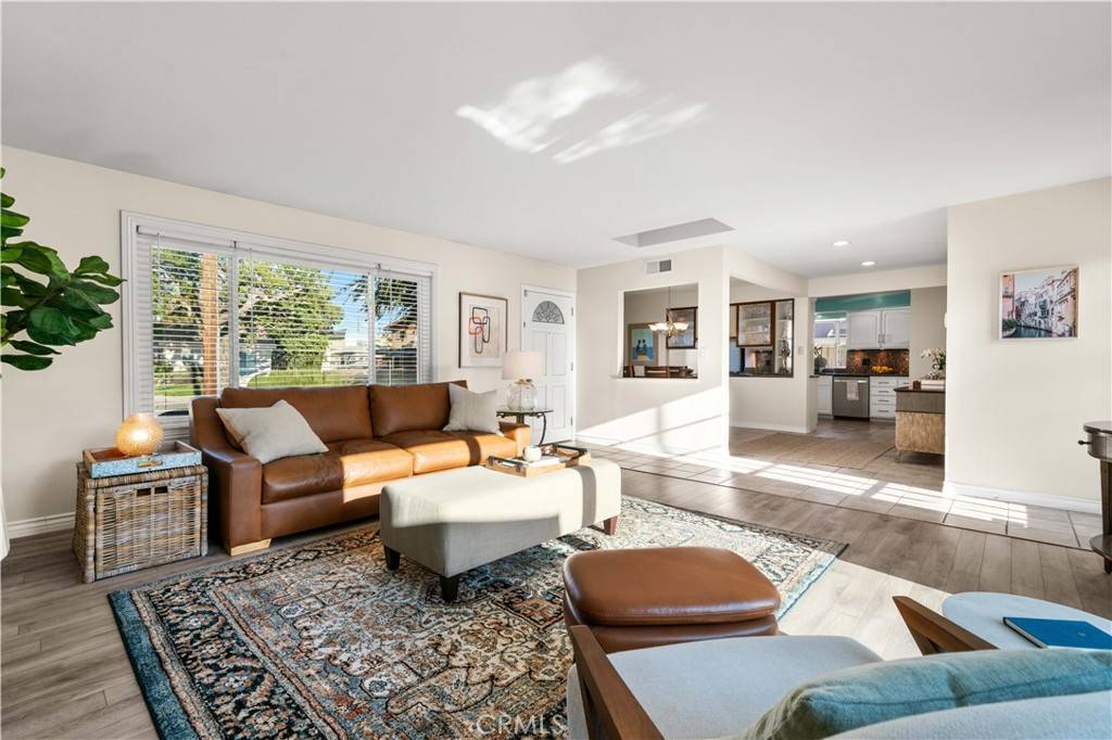 Costa Mesa, CA 92627,277 E 21st