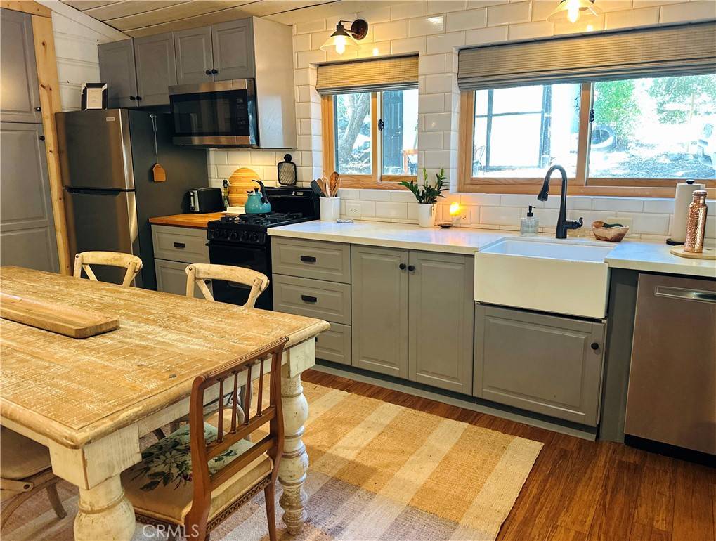 Forest Falls, CA 92339,9287 Corral Rd