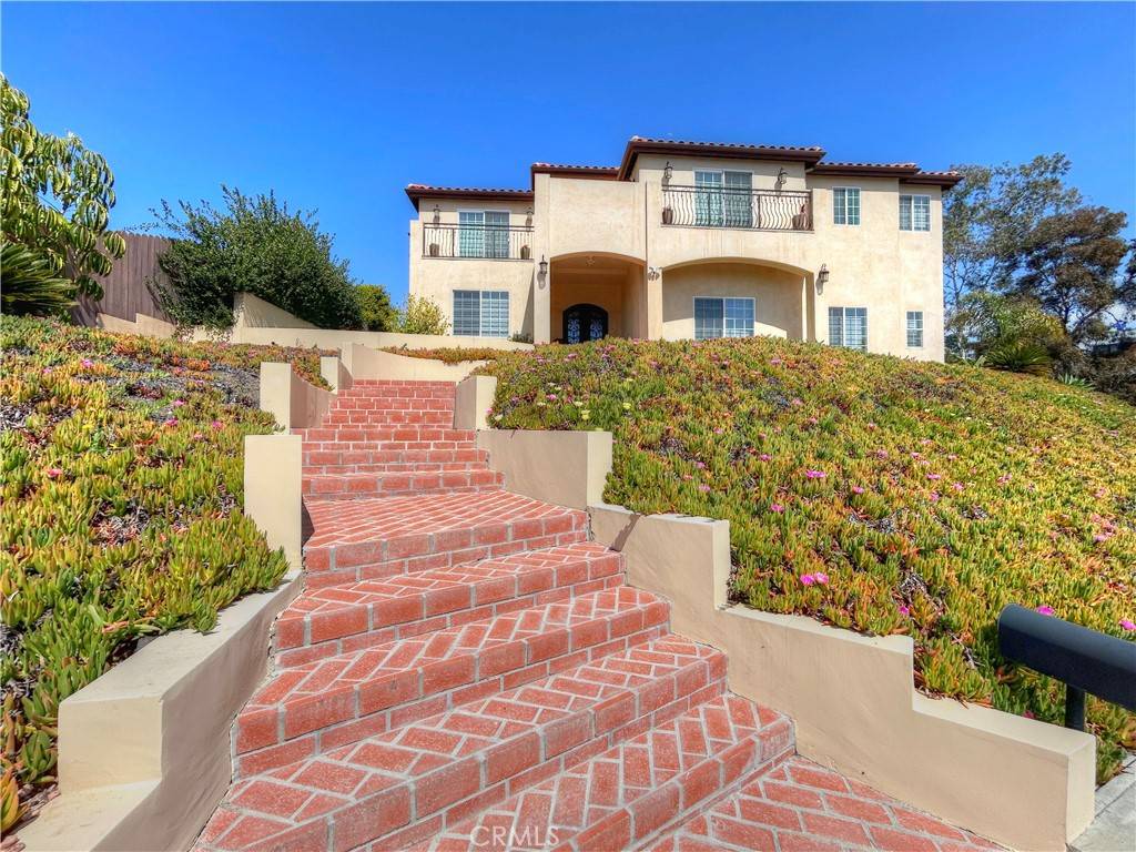 San Clemente, CA 92672,104 Avenida Caballeros