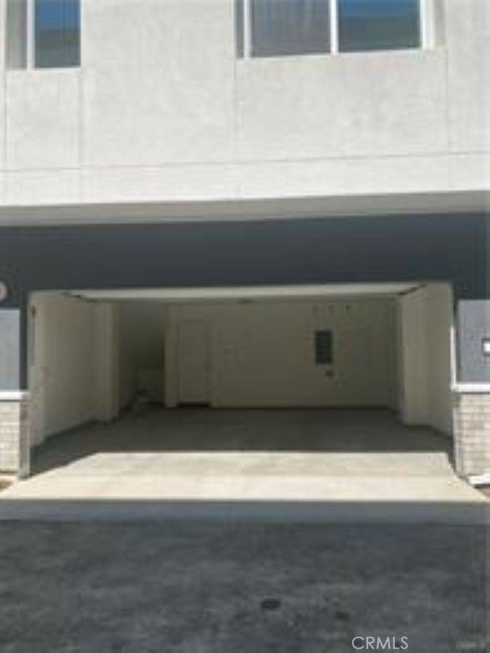 Irvine, CA 92614,177 Steely