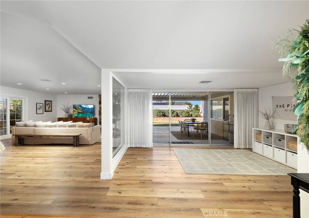 Placentia, CA 92870,5121 Cedarlawn