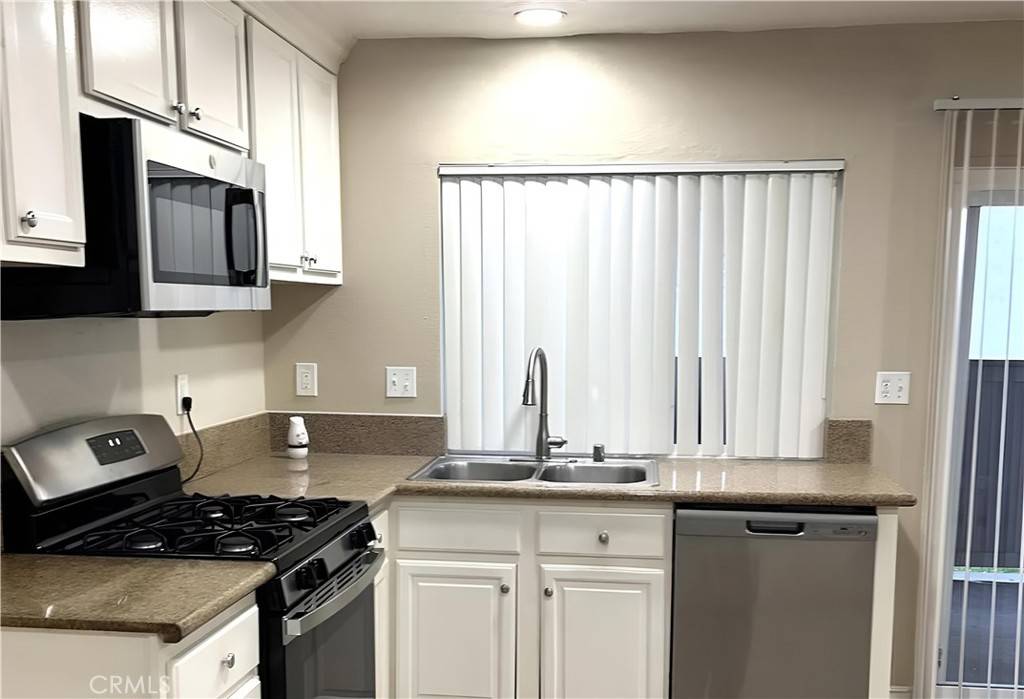 Anaheim, CA 92804,1250 S Brookhurst #1051