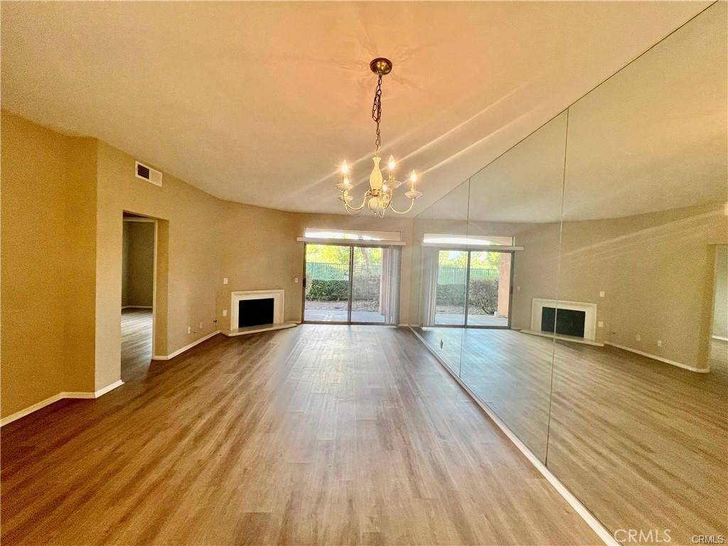 Newport Beach, CA 92660,418 Villa Point DR