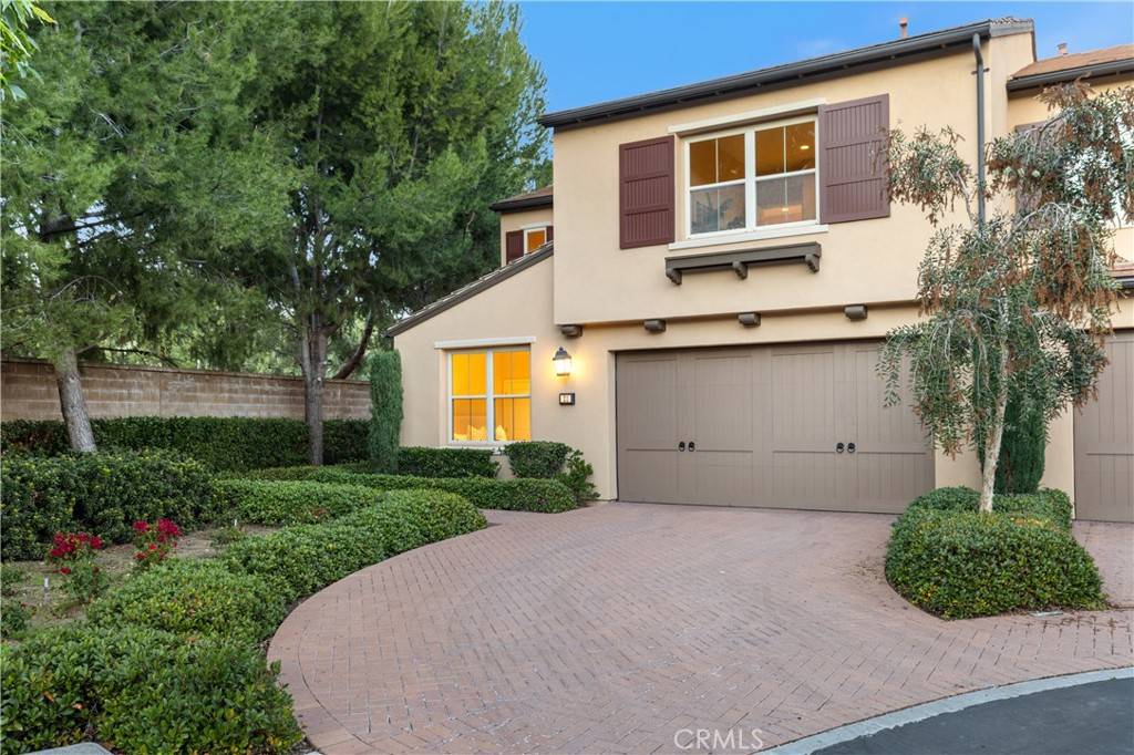 Irvine, CA 92618,21 Deergrass