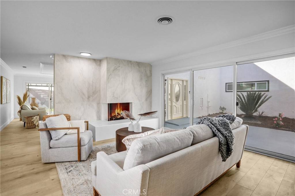 Claremont, CA 91711,872 Huron