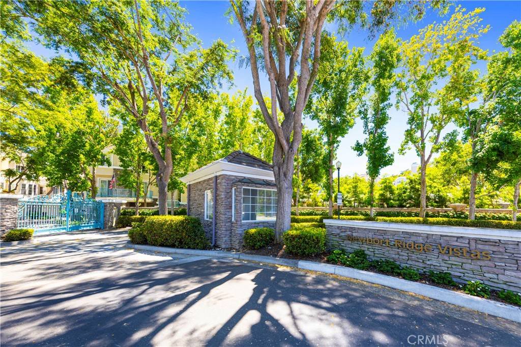 Newport Coast, CA 92657,3 Chandon