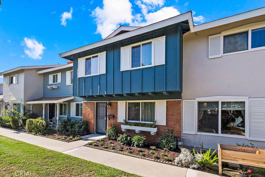 Huntington Beach, CA 92646,19844 Berkshire