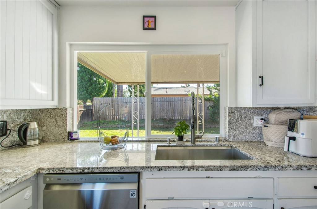 Escondido, CA 92027,1712 Weathervane