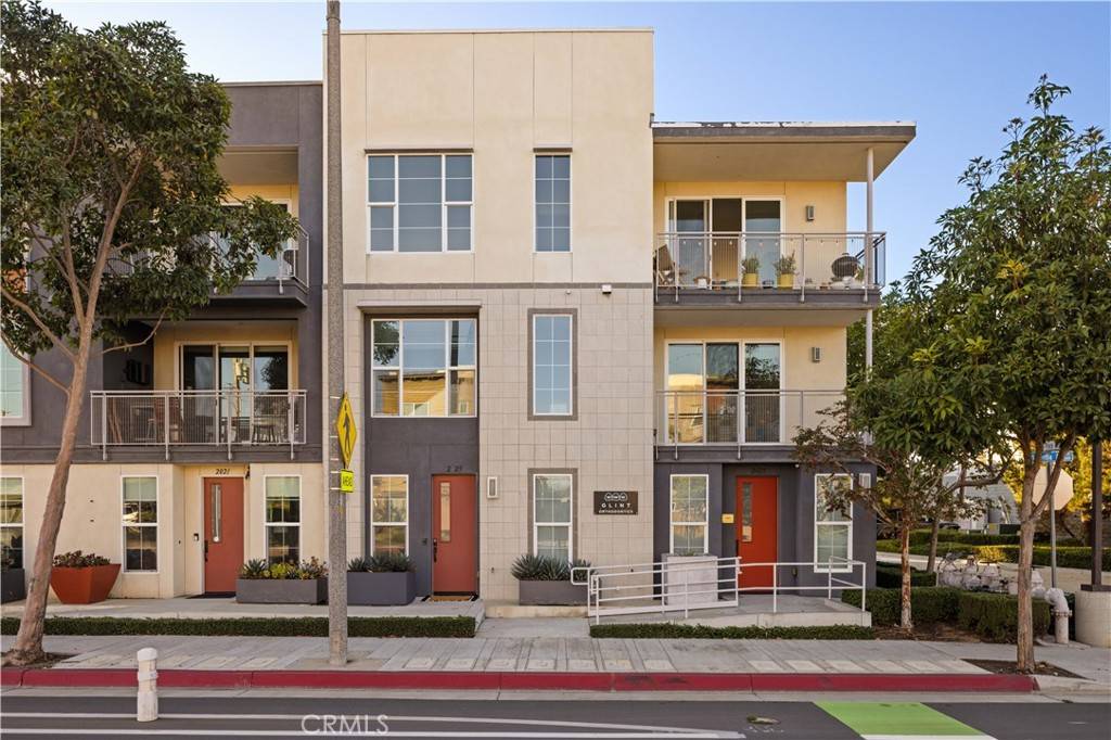 Costa Mesa, CA 92627,2023 Placentia