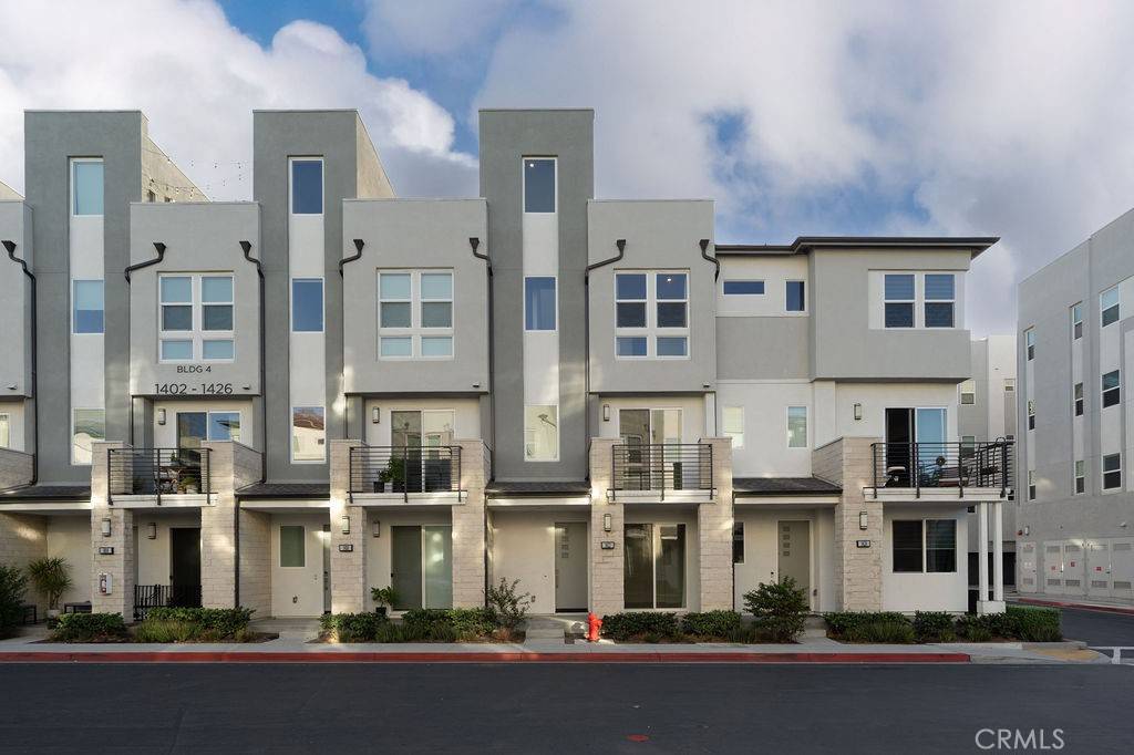 Anaheim, CA 92805,1422 S Urbana