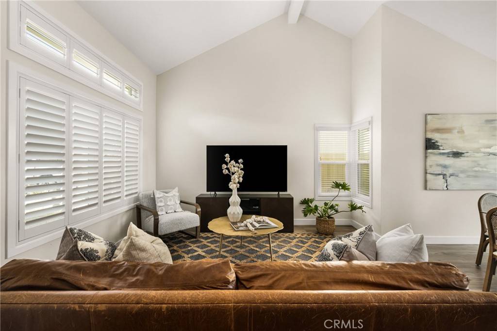 Rancho Santa Margarita, CA 92688,4 Via Felicia