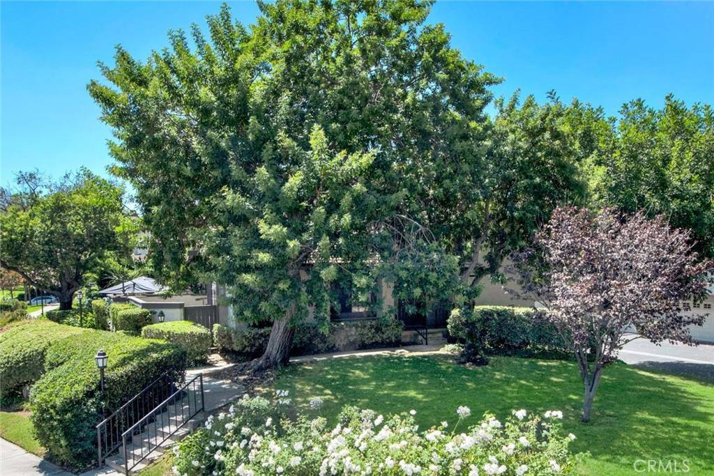 Irvine, CA 92603,14 Evening Breeze