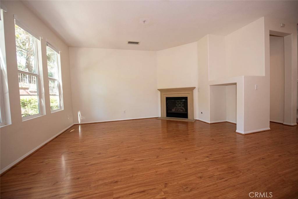 Ladera Ranch, CA 92694,6 Martino