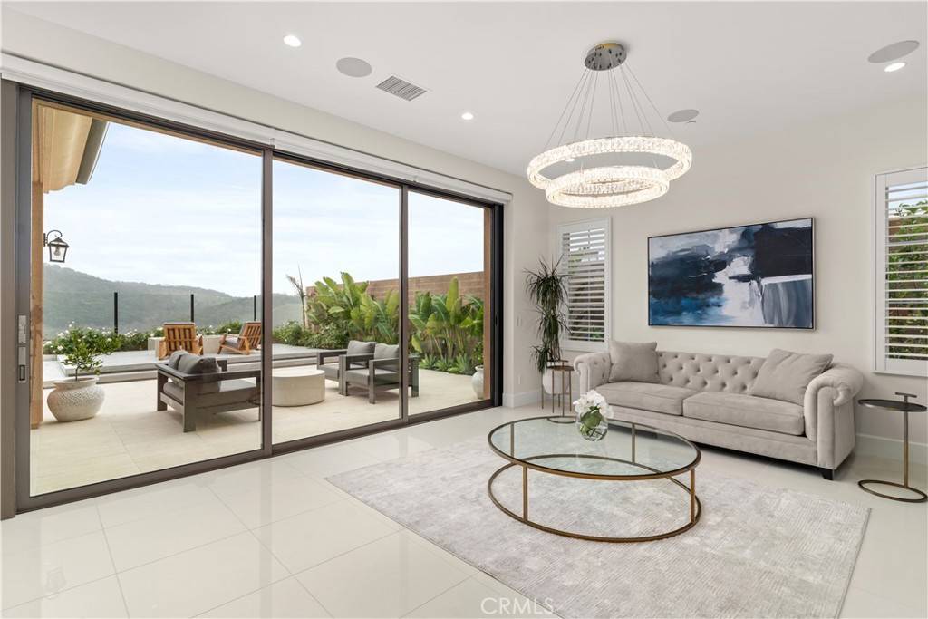 Irvine, CA 92602,115 Sky Hts