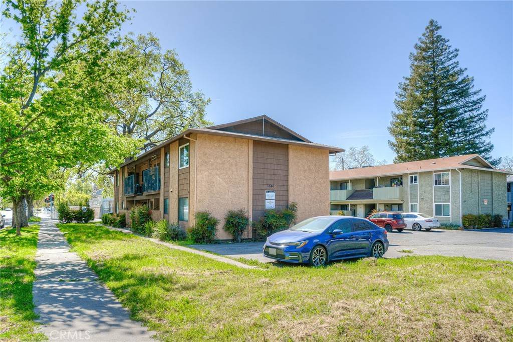 Chico, CA 95928,1540 Locust ST #2
