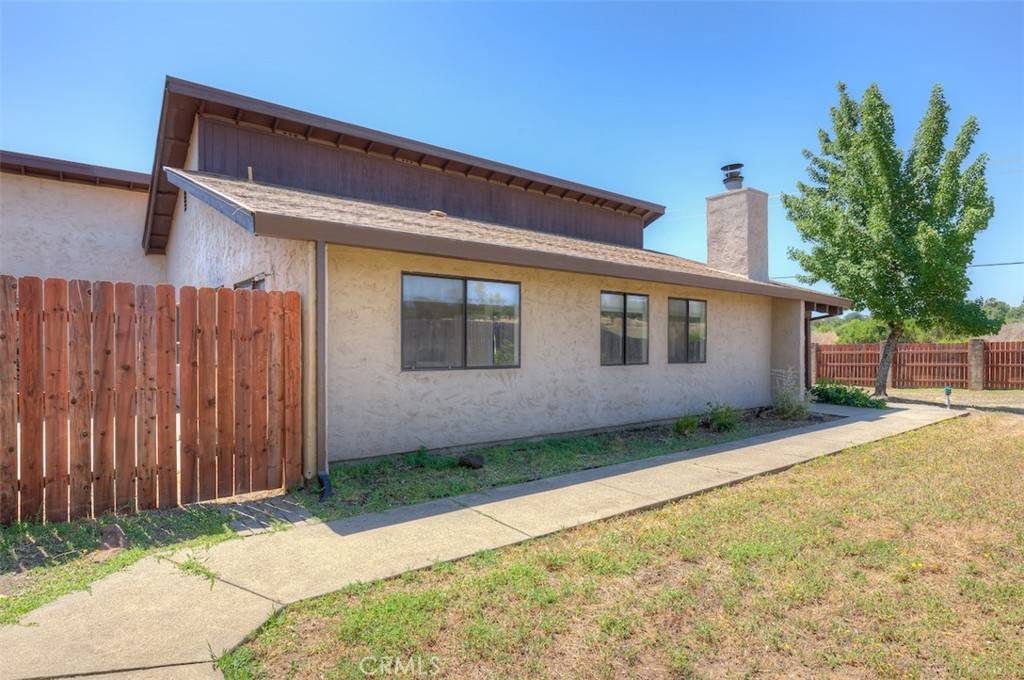 Oroville, CA 95966,90 Segura DR