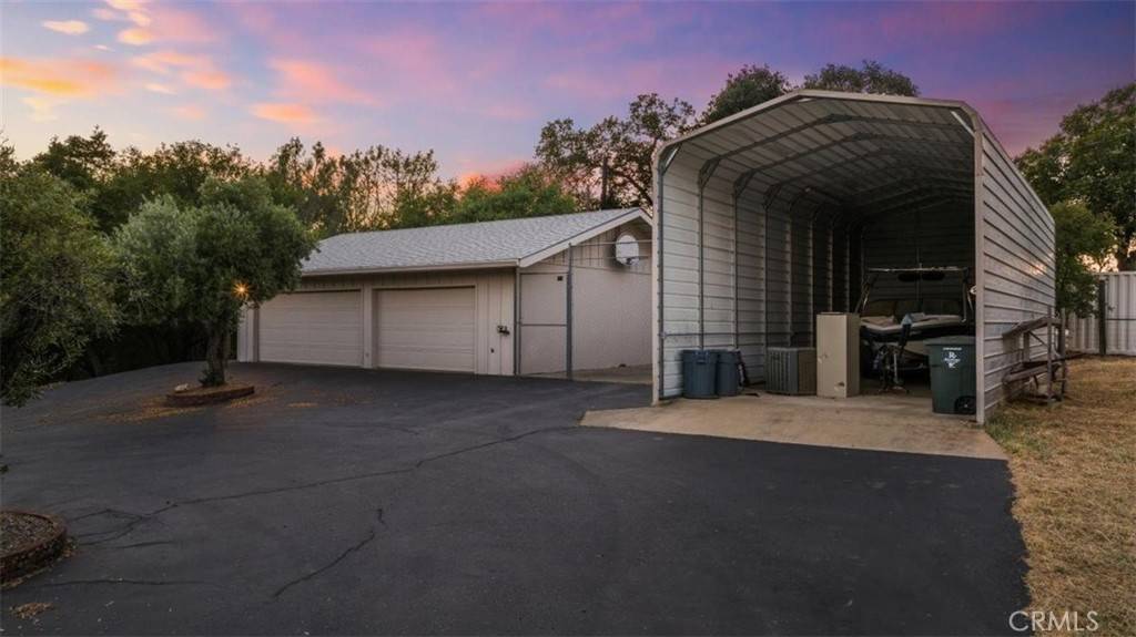 Oroville, CA 95966,164 Plumas DR