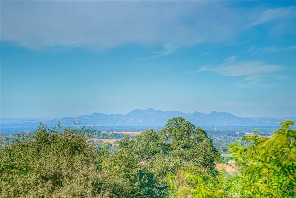 Oroville, CA 95966,91 Pine Oaks RD