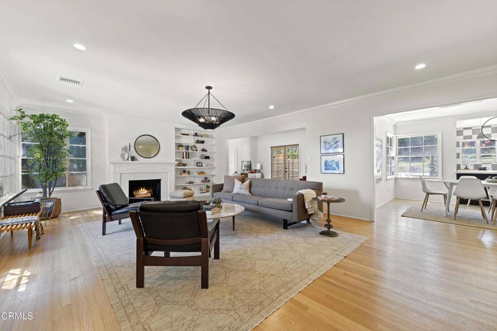 Altadena, CA 91001,1887 Homewood DR