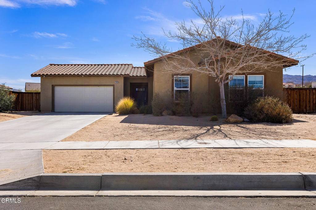 29 Palms, CA 92277,74103 Manana DR