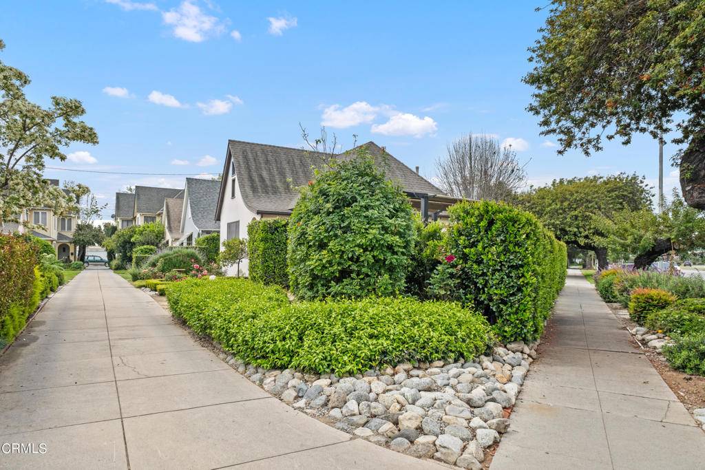 South Pasadena, CA 91030,2101 Huntington DR