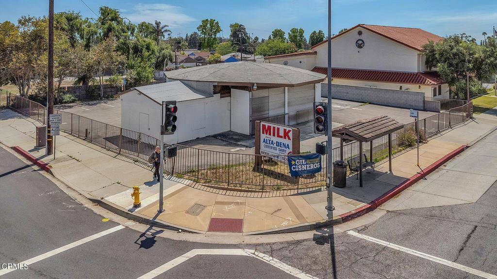 Duarte, CA 91010,2444 Huntington DR