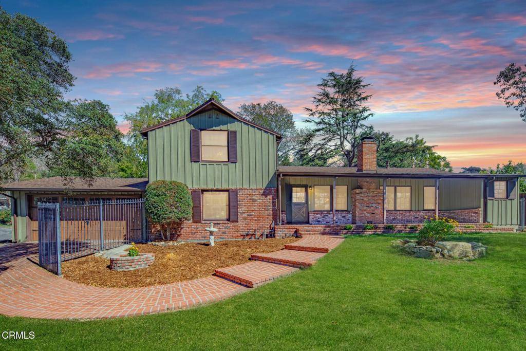 La Crescenta, CA 91214,5028 El Adobe LN
